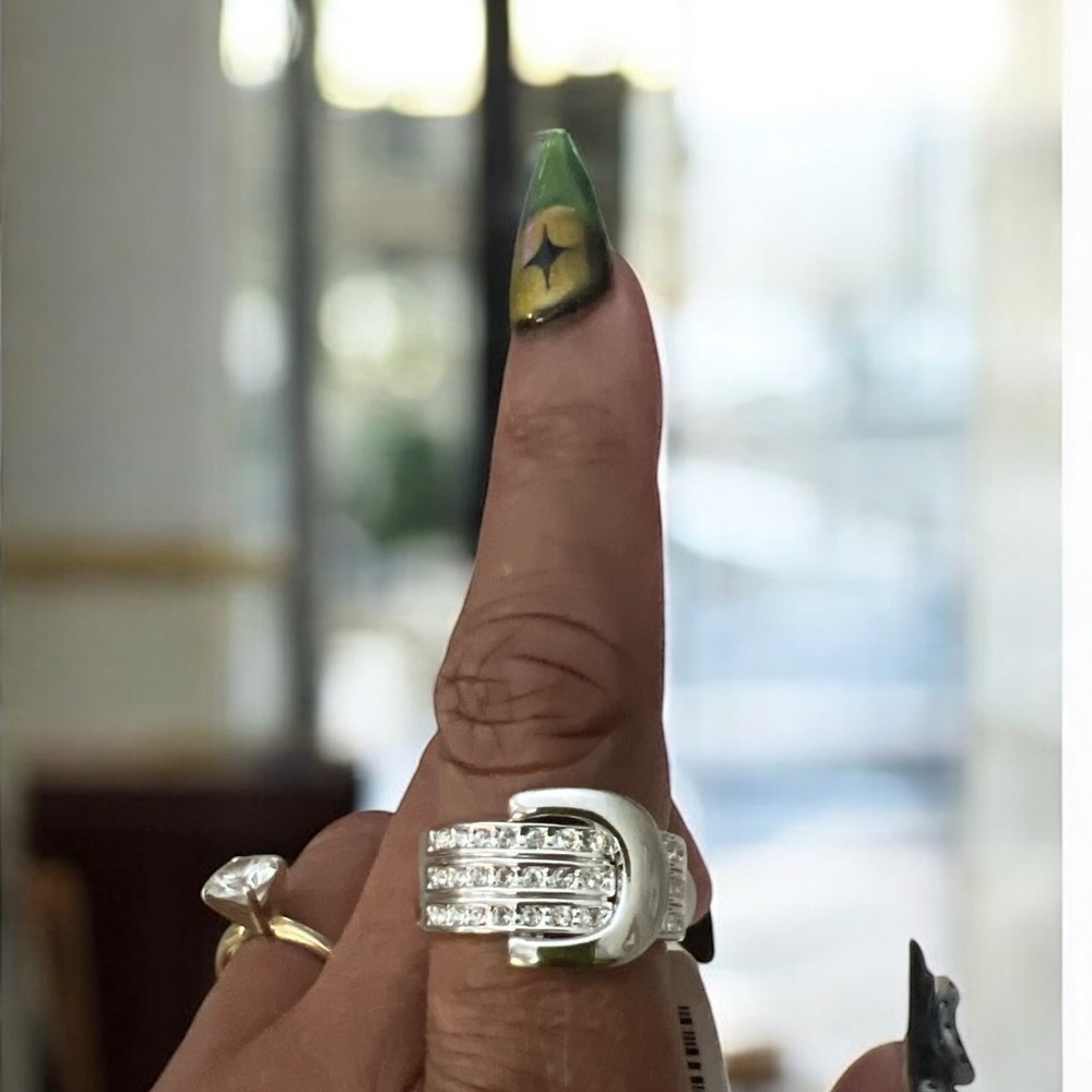 Silver Tone Bucket Ring